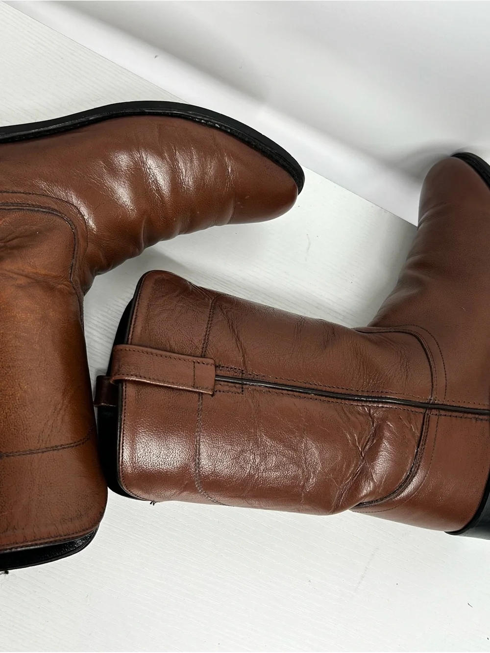 Old West classic brown